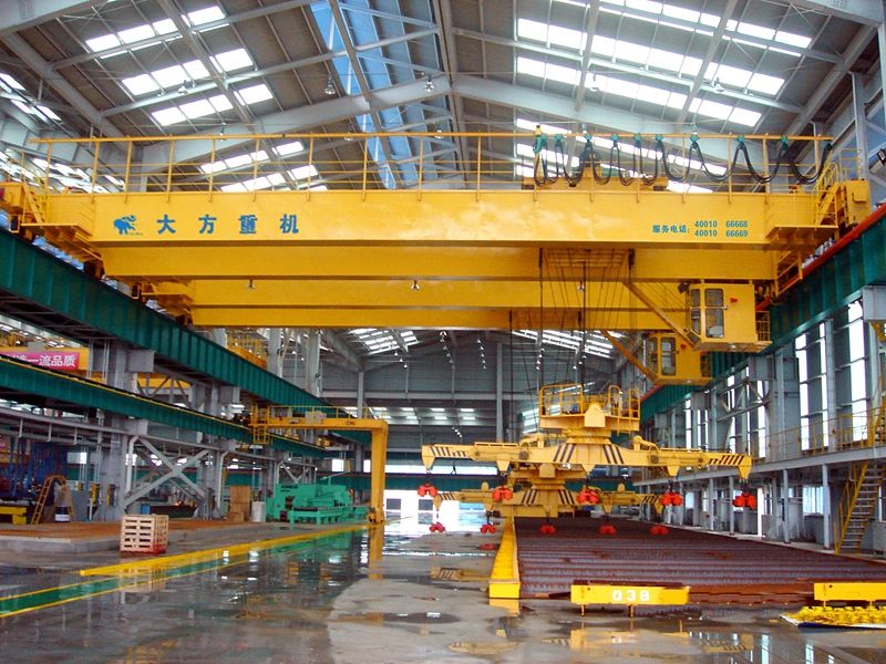 三星重工船廠--QCL電磁旋轉(zhuǎn)掛梁橋式起重機(jī)